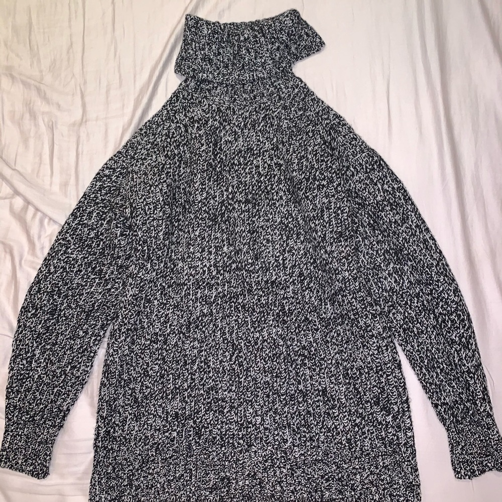 Everlane Italian Soft Wool Rib Turtleneck